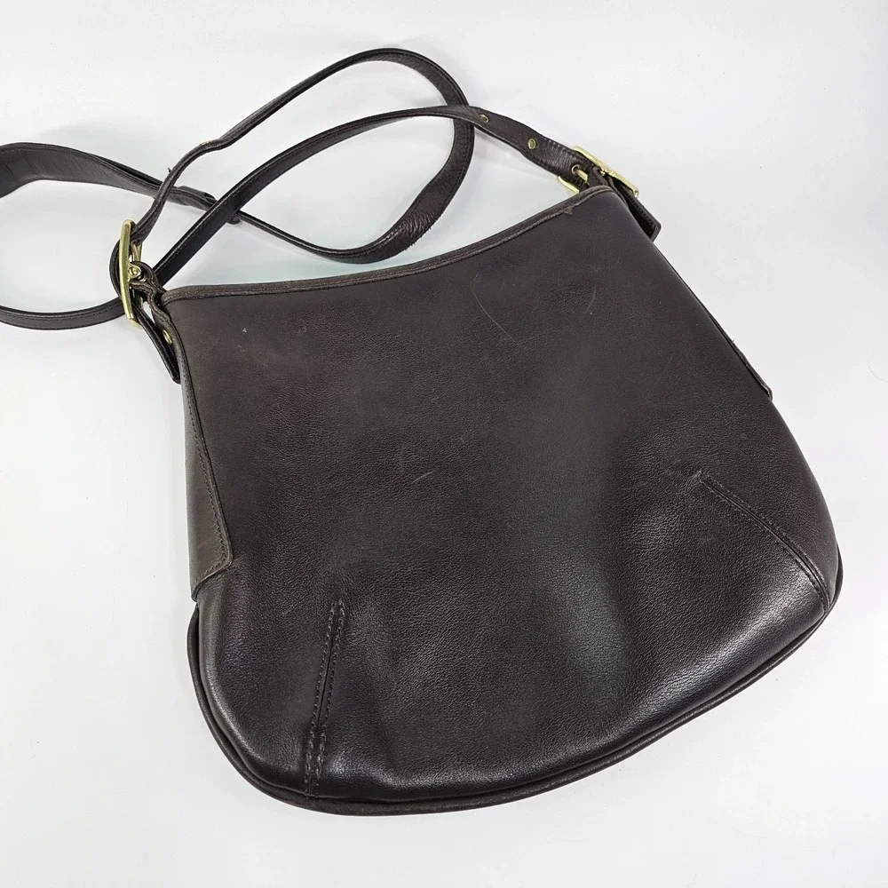 Vintage COACH 9204 Leather Crossbody Bag Made In USA Adjustable Belt Strap
